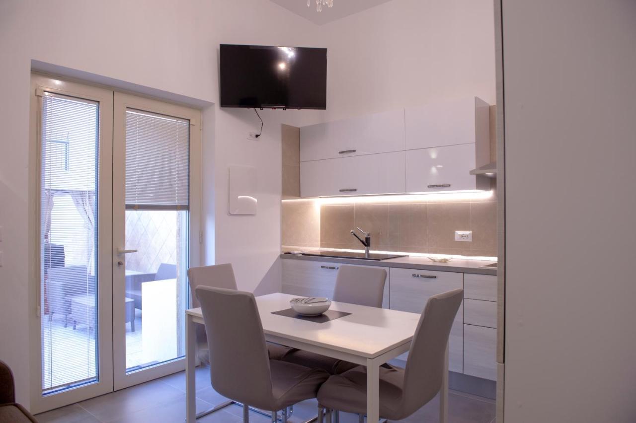 Joyce Luxury Suite Monopoli Exterior foto